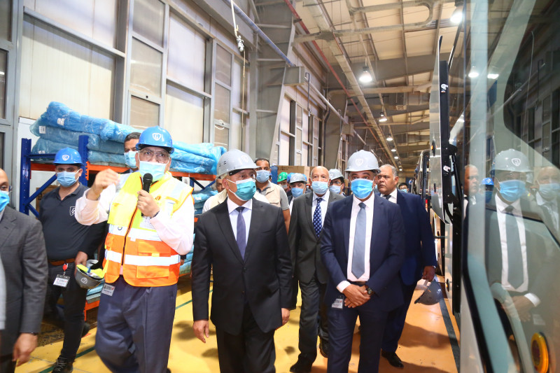 The Minister of Transport inspects the Geyushi factory for the transportation industry in the Tenth of Ramadan City